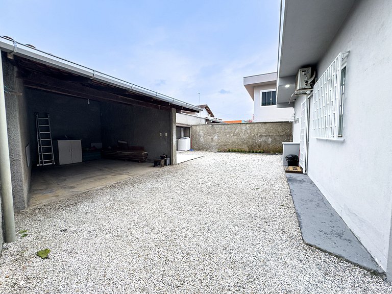 Brusque: Casa aconchegante com piscina