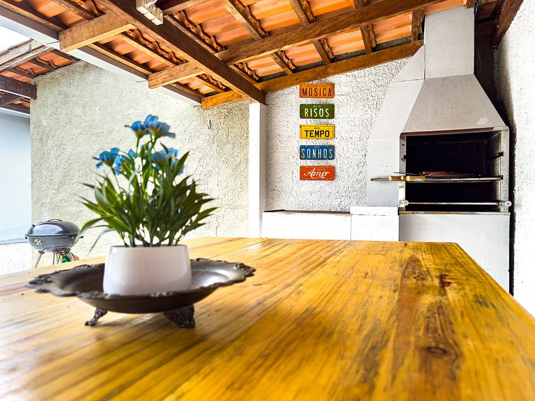 Brusque: Casa aconchegante com piscina