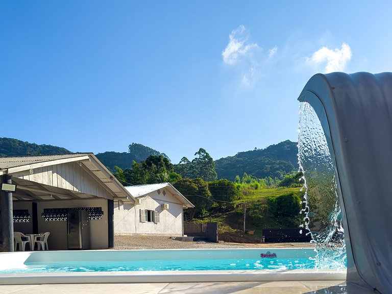 Casa de Campo c/Piscina Aquecida - perto da cidade