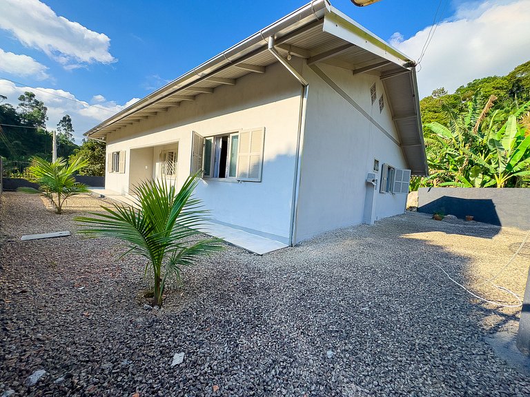 Casa de Campo c/Piscina Aquecida - perto da cidade