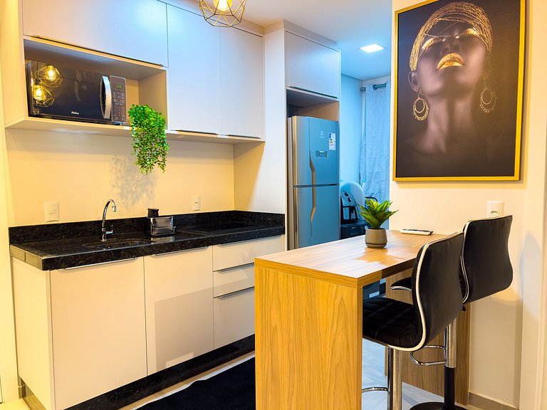 Flat aconchegante, ótima localização/ com piscina