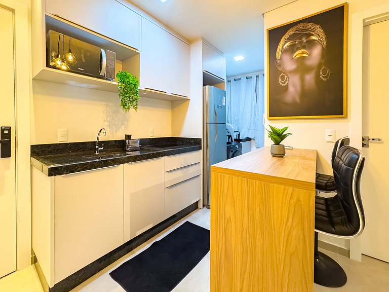 Flat aconchegante, ótima localização/ com piscina