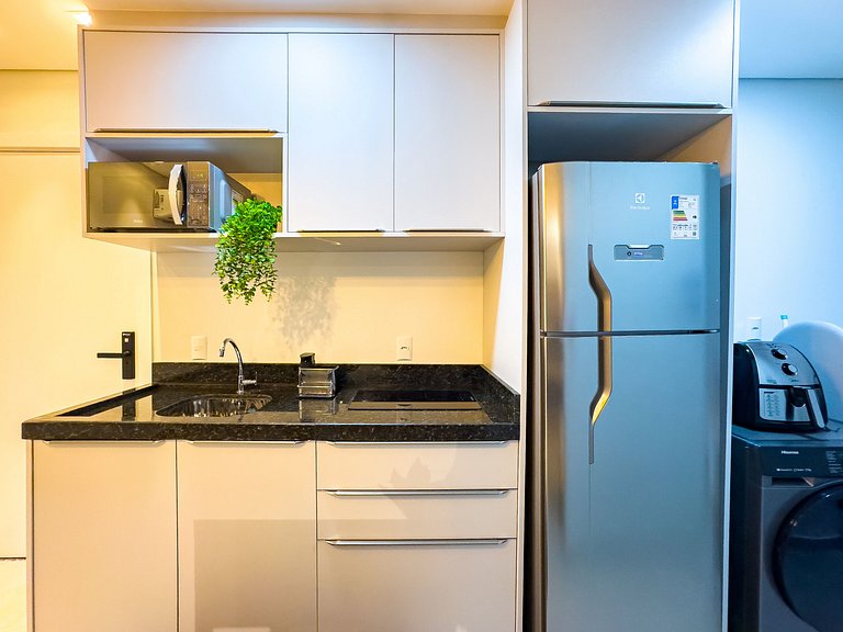 Flat aconchegante, ótima localização/ com piscina