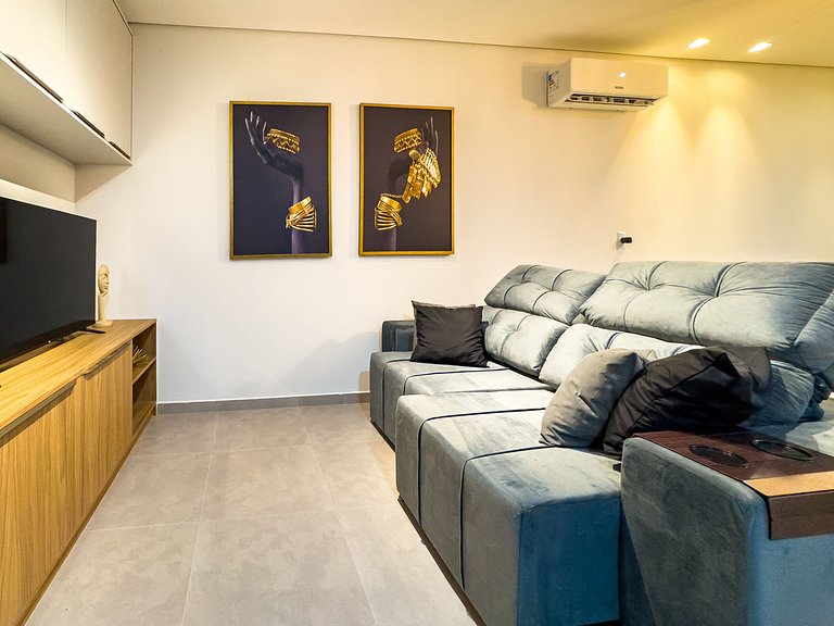 Flat aconchegante, ótima localização/ com piscina