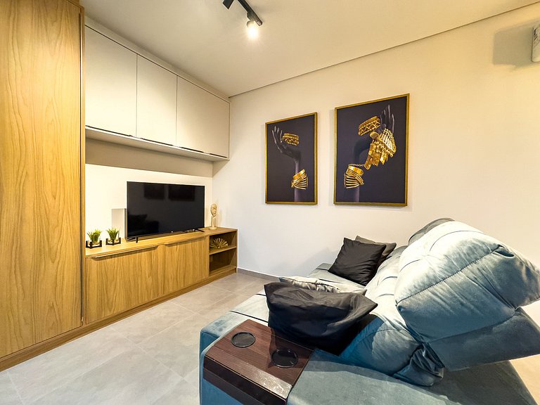 Flat aconchegante, ótima localização/ com piscina