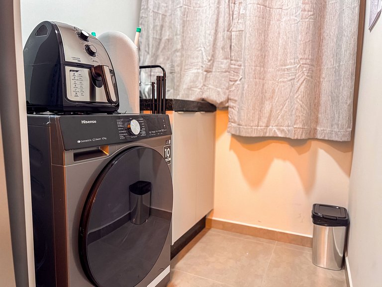 Flat aconchegante, ótima localização/ com piscina