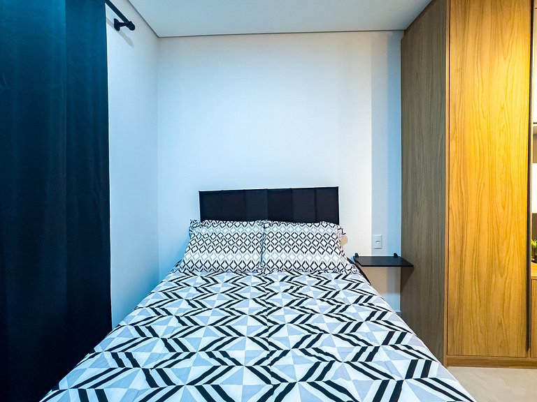 Flat aconchegante, ótima localização/ com piscina