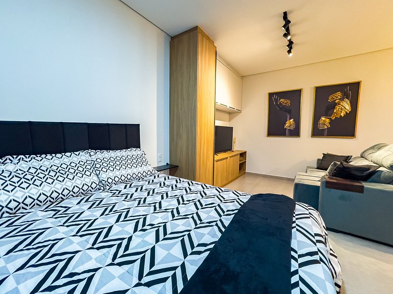 Flat aconchegante, ótima localização/ com piscina