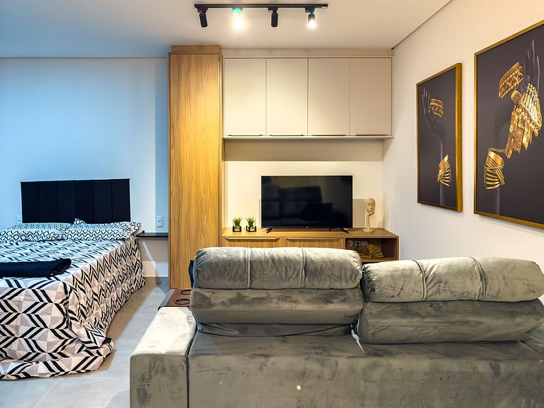 Flat aconchegante, ótima localização/ com piscina
