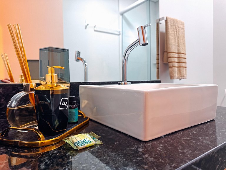 Flat aconchegante, ótima localização/ com piscina
