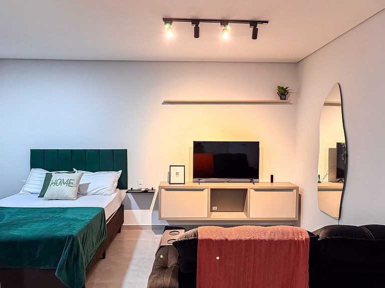 Studio prático, confortável e bem localizado