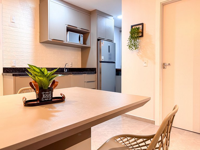 Studio prático, confortável e bem localizado