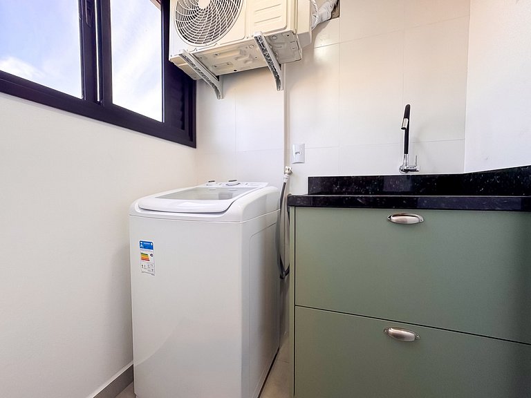 Studio Completo com Garagem | Ar-cond | Wi-Fi