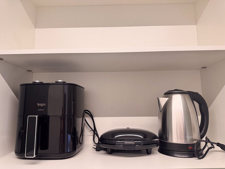 Apto com 1 quarto e sacada com churrasqueira