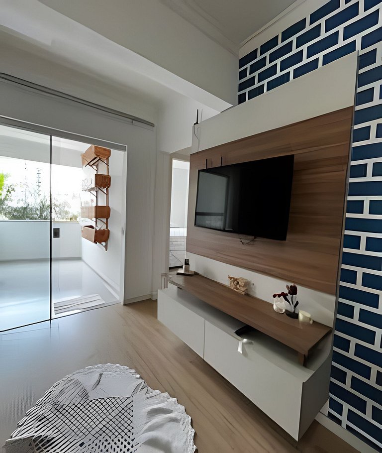 Apto completo p/ até 5 pessoas – perto do Centro