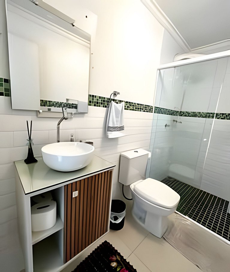 Apto completo p/ até 5 pessoas – perto do Centro