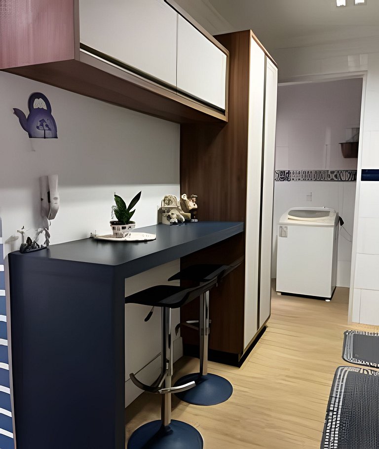 Apto completo p/ até 5 pessoas – perto do Centro