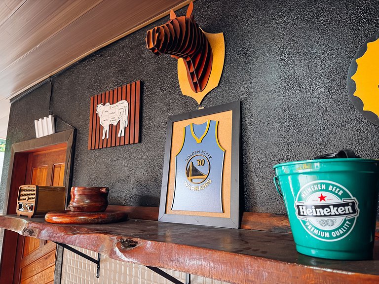 Casa espaçosa com churrasqueira