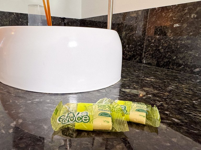 Studio prático, confortável e bem localizado