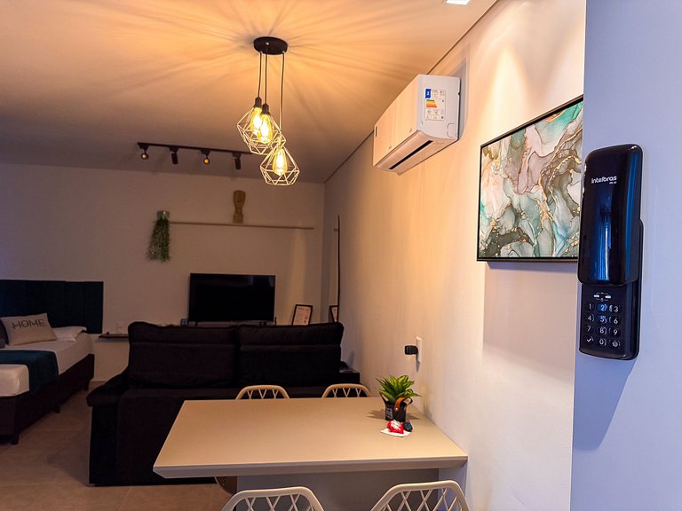 Studio prático, confortável e bem localizado