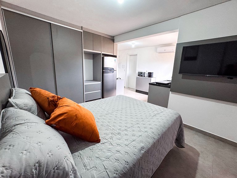 Studio Novo e Completo Próx. faculdade e shoppings