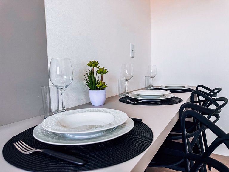 Studio Novo e Completo Próx. faculdade e shoppings