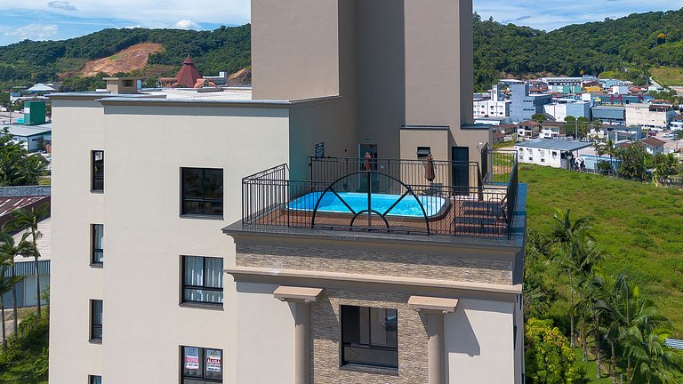 Studio Novo e Completo Próx. faculdade e shoppings