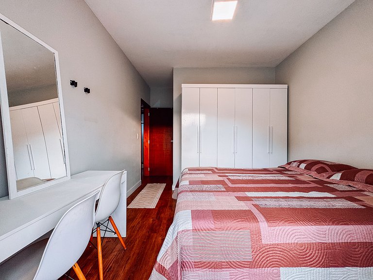 Casa confortável 2 suítes / 5 min do Centro