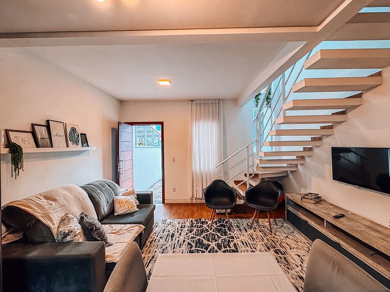 Casa confortável 2 suítes / 5 min do Centro