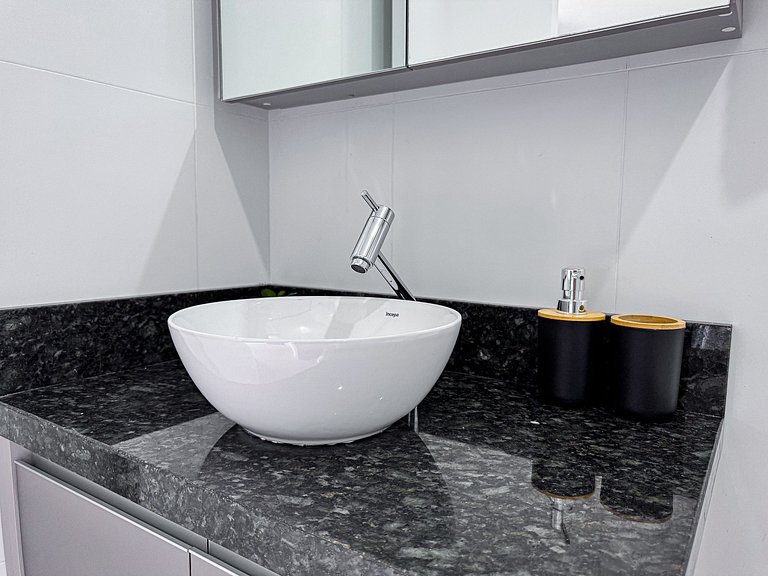 Studio confortável para 2 pessoas perto da FIP