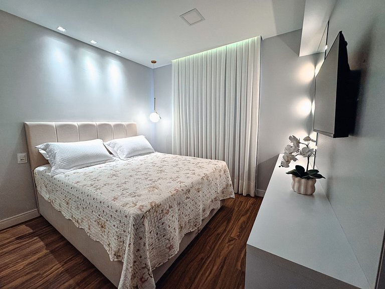 Apto com 2 quartos- a 5 minutos do centro