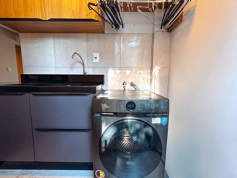 Apto 1 suite + 1 quarto / prox centro