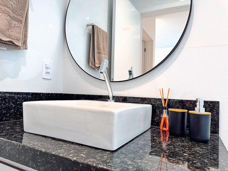 Flat moderno com churrasqueira próximo à Unifebe