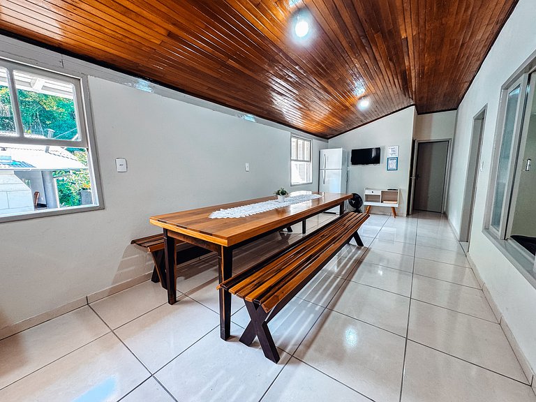 Casa p/ até 15 pessoas Piscina + Churrasq + Sinuca