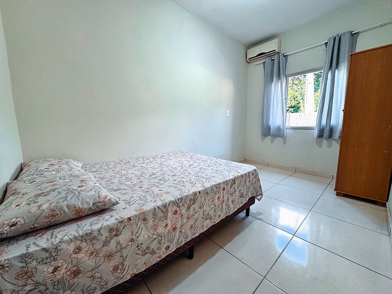 Casa p/ até 15 pessoas Piscina + Churrasq + Sinuca