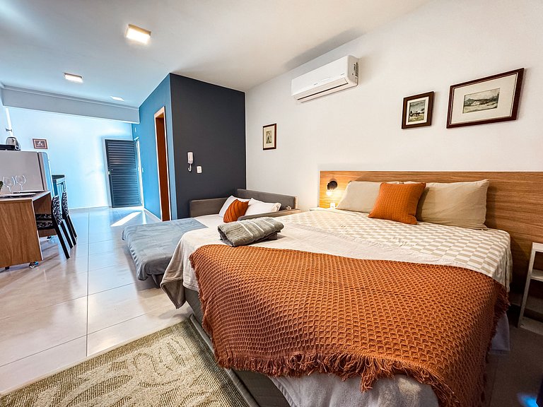 Conforto no centro,até 4 pessoas e vaga de garagem