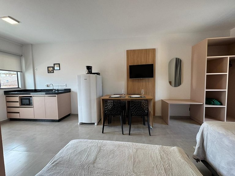 Apto Centro p/ 4 | varanda + garagem