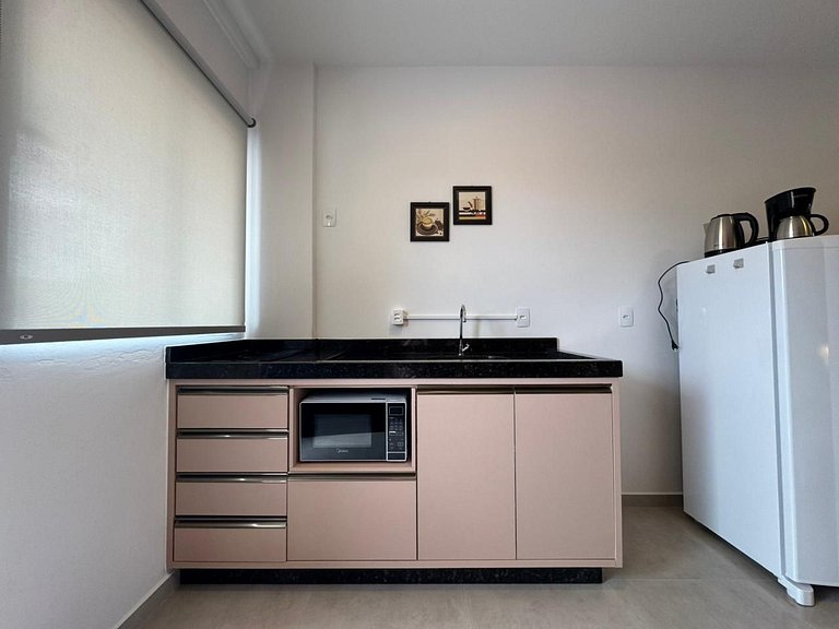 Apto Centro p/ 4 | varanda + garagem