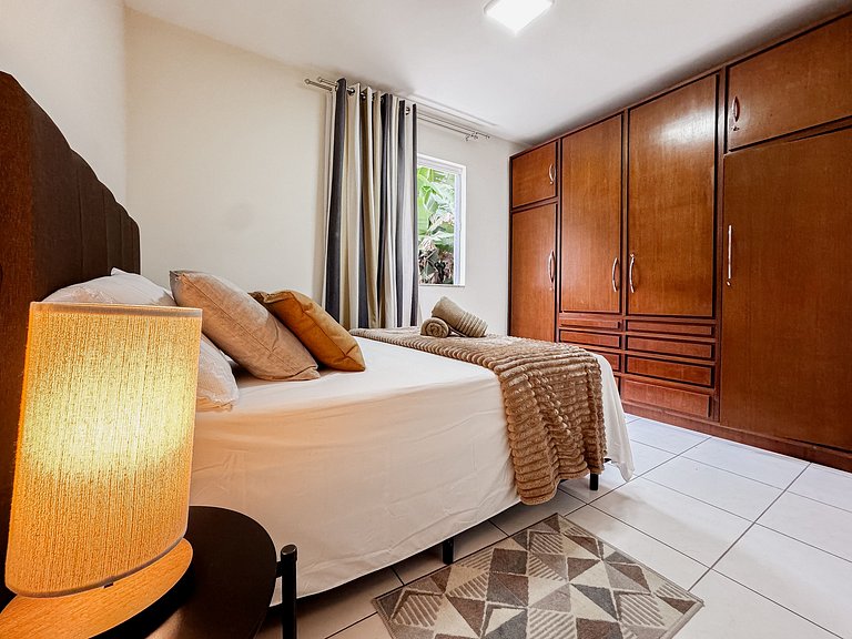 Centro Brusque | 2 Quartos com churrasq e ar cond