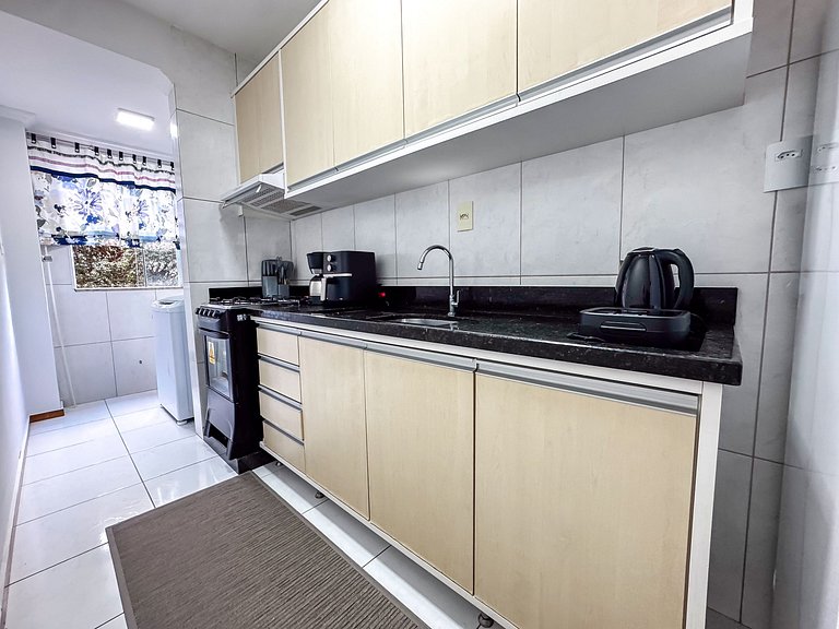 Centro Brusque | 2 Quartos com churrasq e ar cond