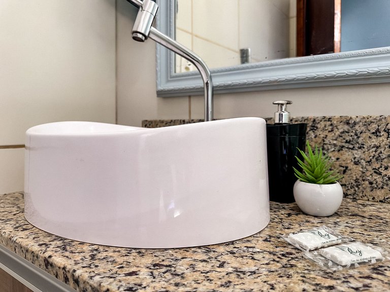 Casa c/ piscina e churrasqueira para até 6 pessoas
