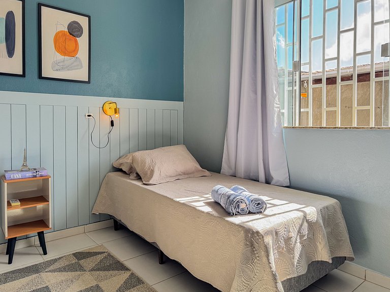 Casa c/ piscina e churrasqueira para até 6 pessoas