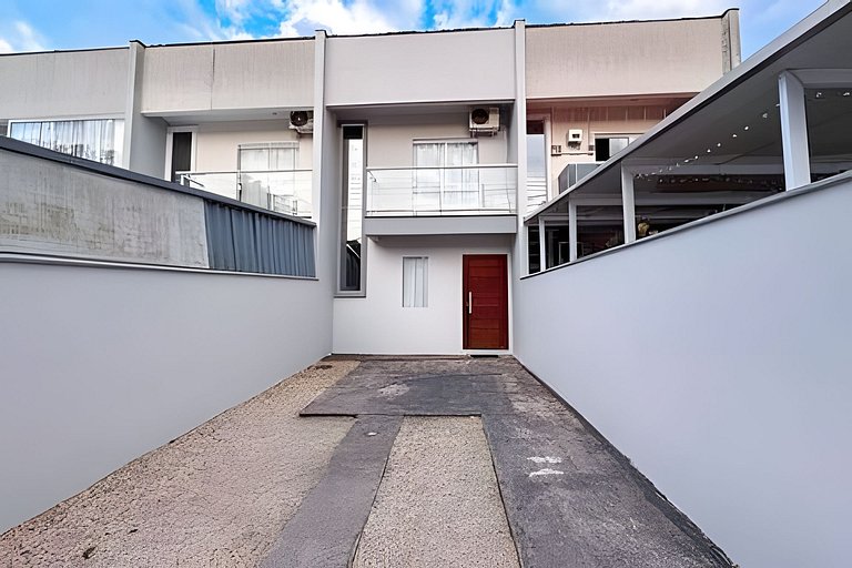 Casa confortável 2 suítes / 5 min do Centro